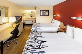 Standard Room, 2 Double Beds (Smoke Free)
