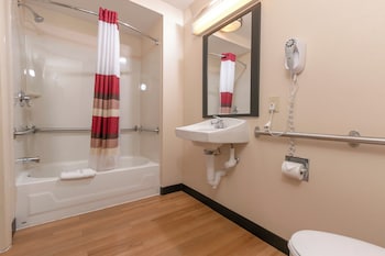 Standard Room, 1 King Bed, Accessible (Smoke Free)