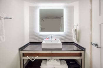 Room, 1 King Bed, Non Smoking