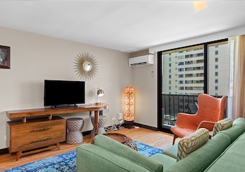 Suite, 1 Bedroom, Kitchenette, Mountain View