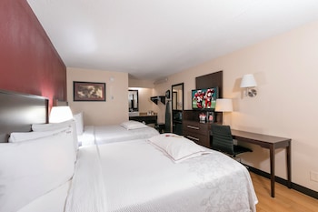 Premium Room, 1 King Bed (Upgraded Bedding & Snack, Smoke Free)