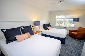 Standard Room, 2 Double Beds (Straits Lodge, Double, Dog Friendly)