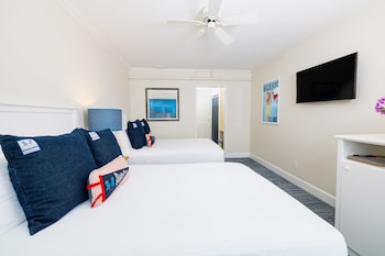 Standard Room, 2 Double Beds (Straits Lodge, Double, Dog Friendly)