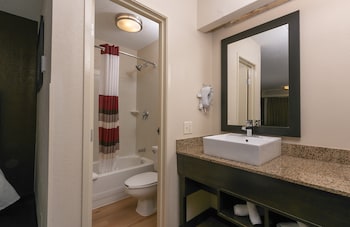Superior Room, 1 King Bed (Smoke Free)