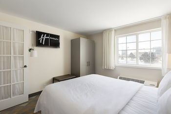 Standard Room, 1 King Bed, Accessible (Communications, Mobility)