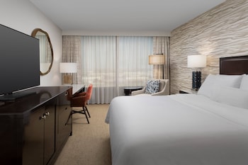 Traditional Room, 1 King Bed