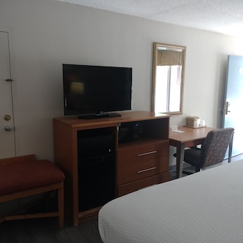Room, 1 King Bed, Non Smoking