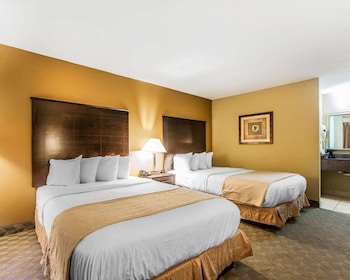 Room, 2 Queen Beds, Non Smoking