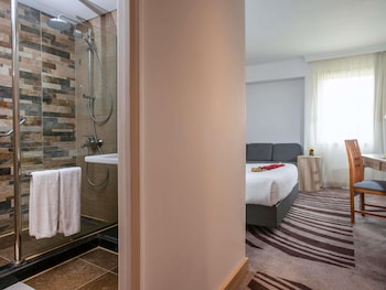 Standard Room with 2 single beds & Sofa