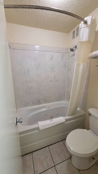 2 King Bed Suite