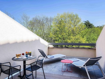 Executive Room, 1 Double Bed with Sofa bed, Balcony