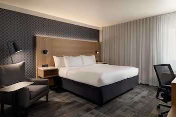 Standard Room, 1 King Bed, Non Smoking
