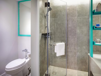 Deluxe Room, 2 Twin Beds, Garden View