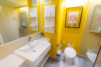 Deluxe Room, 2 Twin Beds, Garden View