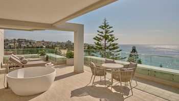 Signature Suite