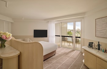 Junior Suite, 1 Double Bed, Ocean View (Accessible)