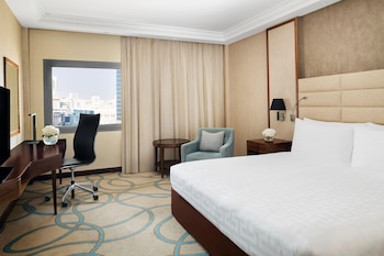 Classic Room, 1 King Bed (High Floor)