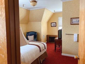 Superior Suite, 1 King Bed, Non Smoking