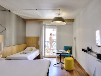 Standard Double Room, Multiple Beds