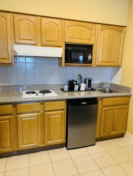 Studio Suite, 2 Queen Beds, Accessible, Non Smoking