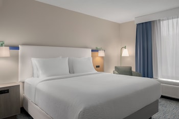 Standard Room, 1 King Bed