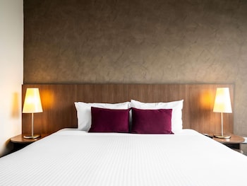 Classic Room, 1 King Bed