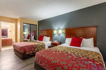 Standard Room, 2 Queen Beds, Non Smoking