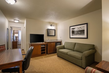 Deluxe Suite, 1 Bedroom, Non Smoking (1 King Bed)