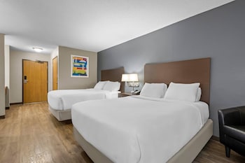 Standard Room, 2 Queen Beds, Non Smoking