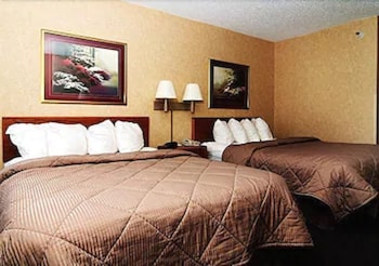 Standard Room, 2 Queen Beds, Non Smoking