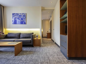 Superior Suite, 1 King Bed (Separate Living Room)