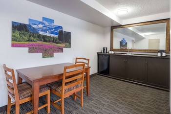 Suite, 1 King Bed, Non Smoking (One-Bedroom, Water View)
