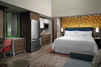 Studio, 1 King Bed with Sofa bed, Balcony, Lagoon View