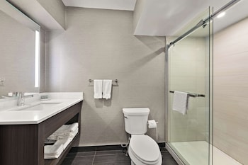 Suite, 2 Queen Beds, Non Smoking, Kitchenette (Walk-in Shower;Larger Room)