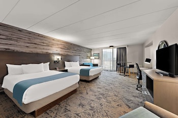 Suite, 2 Queen Beds, Non Smoking, Balcony (Walk-in Shower;Larger Room)