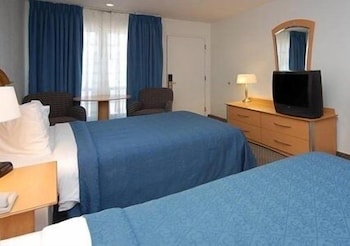 Standard Room, 2 Double Beds, Non Smoking