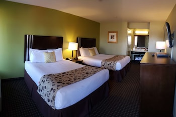 Standard Room, 2 Queen Beds, Accessible, Bathtub
