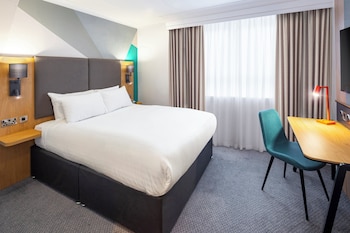 Standard Room, 1 Queen Bed
