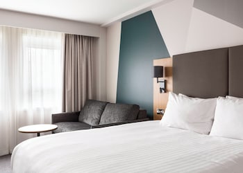 Standard Room, 1 King Bed (Super with Double Sofa)
