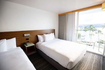 Room, 2 Queen Beds, Lanai, Oceanfront