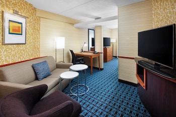 Studio, 1 King Bed with Sofa bed