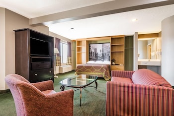 Studio Suite, 1 Queen Bed, Non Smoking