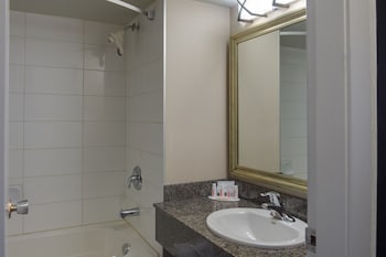 Room, 2 Queen Beds, Non Smoking