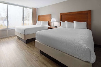 Superior Room, Multiple Beds, Non Smoking (Kitchenette)