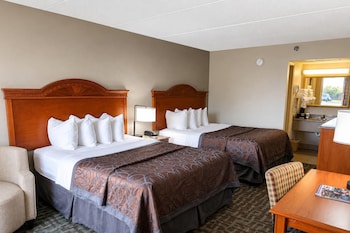 Suite, 2 Queen Beds, Non Smoking