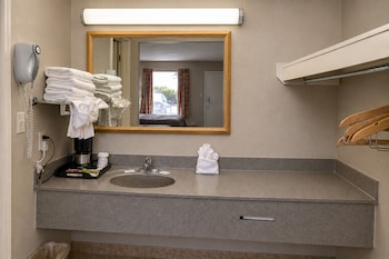 Suite, 2 Queen Beds, Non Smoking