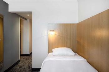 Room (Cosy)