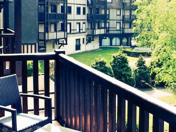 Privilege, Double Room, 1 Double Bed, Balcony, Park View