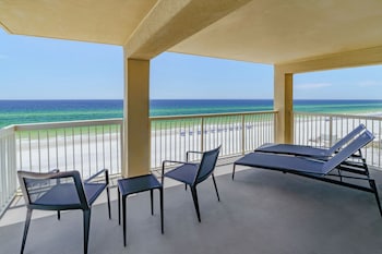 Suite, 1 King Bed with Sofa bed, Balcony (Oceanview)