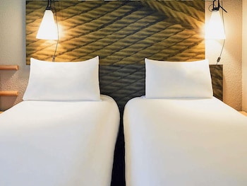 Standard Room, 2 Twin Beds
